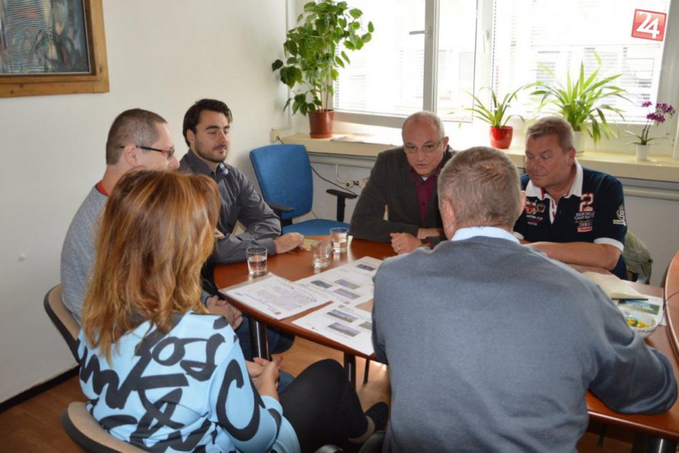 V Šali rokovali o generele: V meste pribudnú sčítače dopravy, FOTO