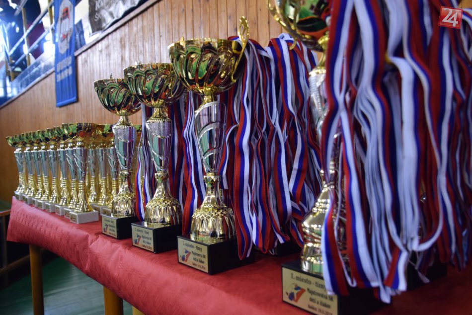 Popradskí karatisti MSR Košice 06/2018 Shihan