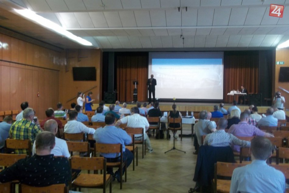 V Šali sa konala konferencia: Bude tu opäť vyrastať hokejová mlaď? FOTO