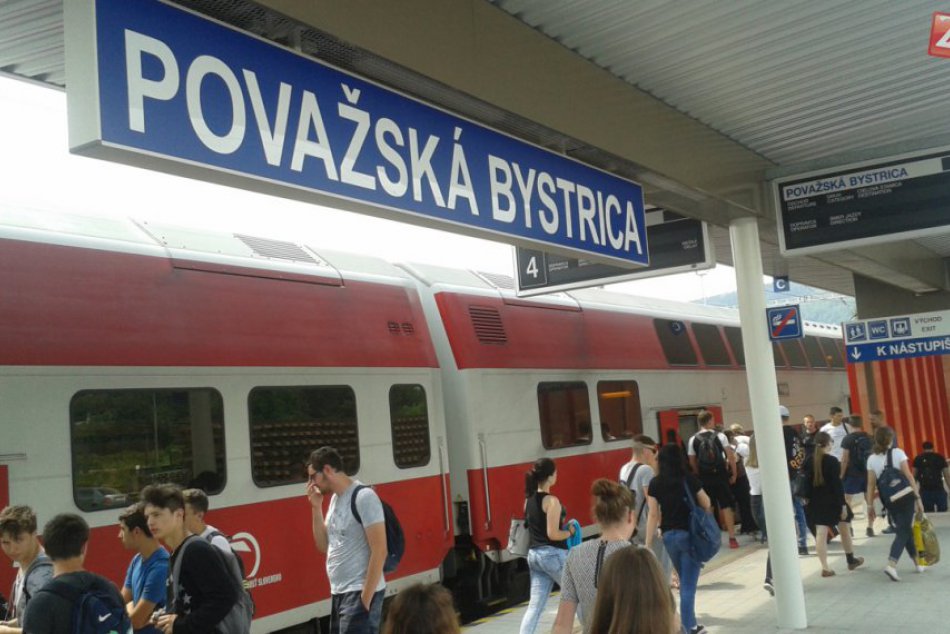 Železničná stanica v Považskej Bystrici v novom šate: Pozrite, ako vyzerá