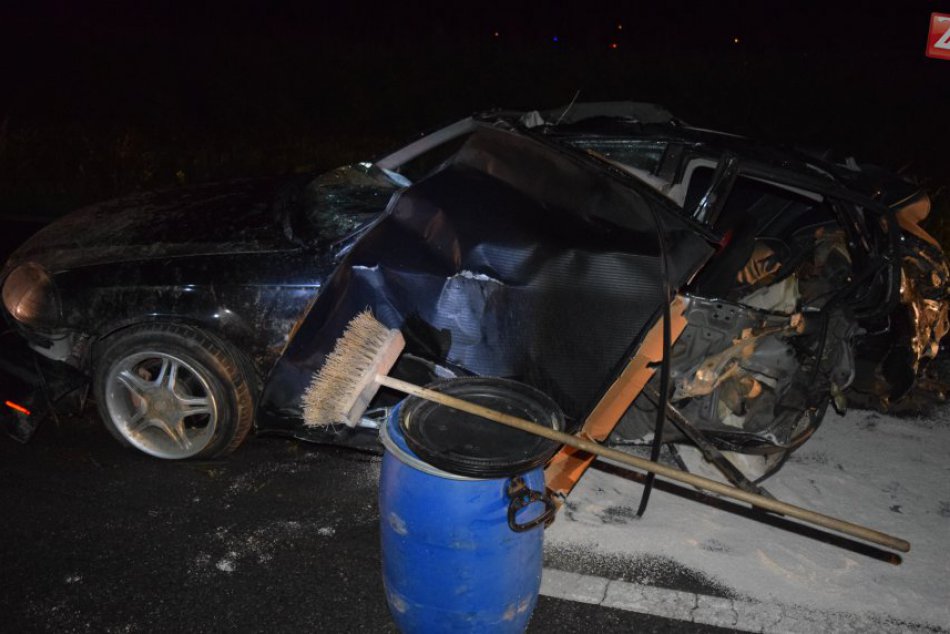 OBRAZOM z miesta nešťastia: Pri nehode zomreli dvaja mladí ľudia