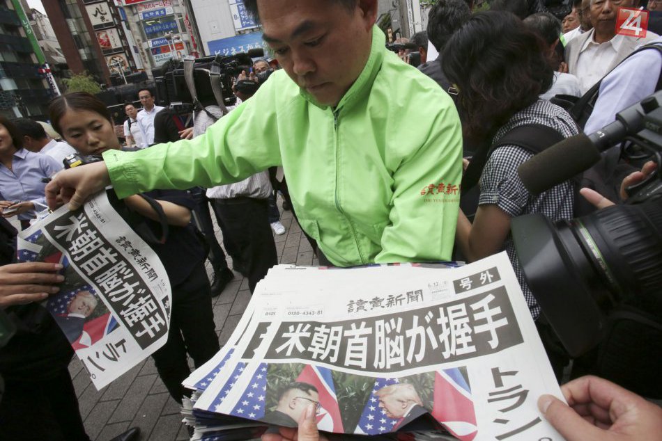 Kim Čong-un a Donald Trump sa zaviazali na denuklearizácii KĽDR