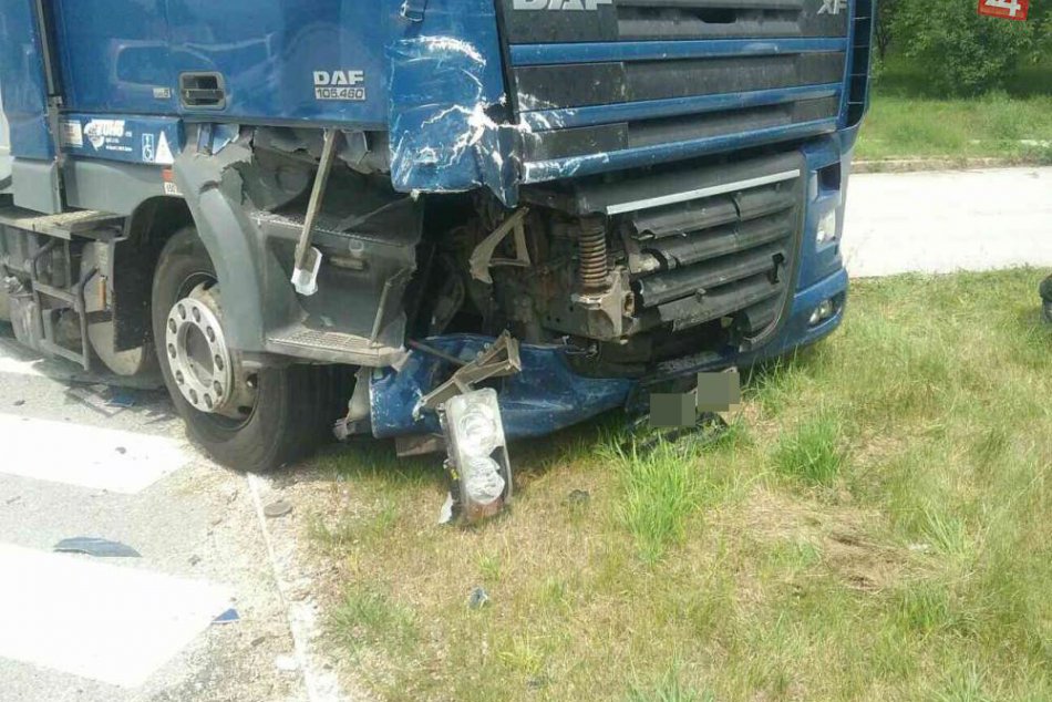 Obrazom: Vážna nehoda pod Soroškou