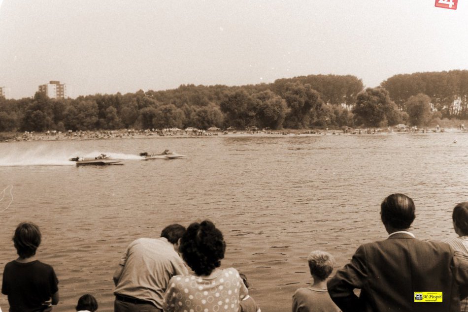 Čas vodných športov je tu: Čo sa na Váhu dialo kedysi? FOTO