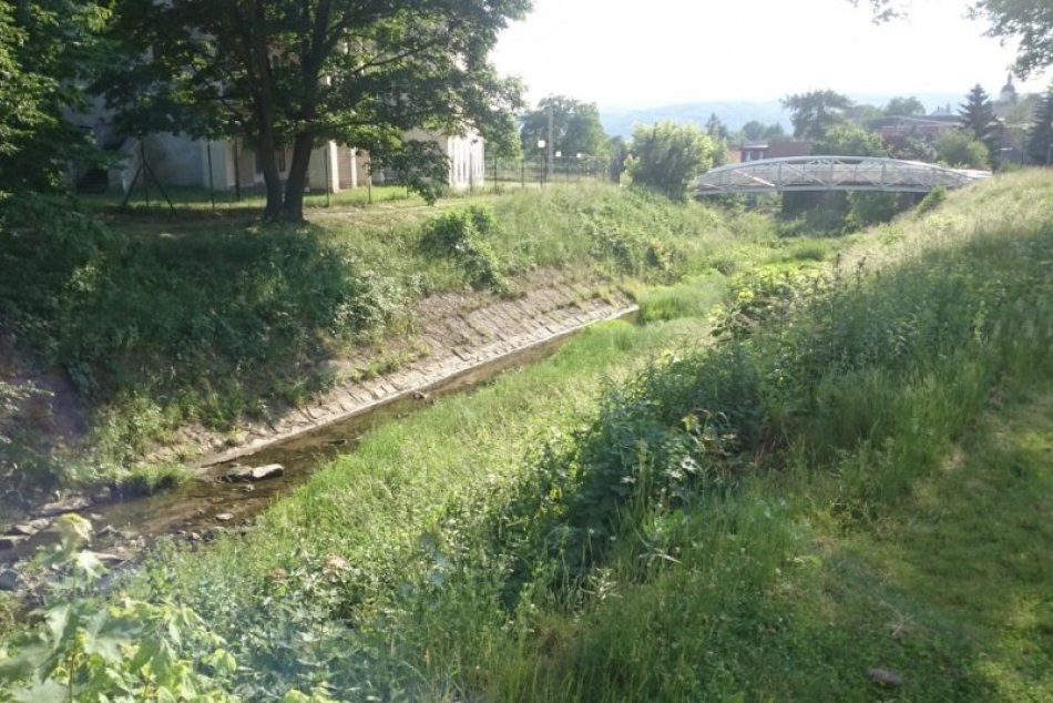 OBRAZOM: Takéto upozornenie môžete vidieť tesne pri sklade soli v Prešove!