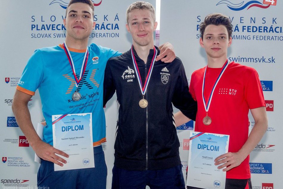 OBRAZOM: Úspech michalovských gymnazistov v plávaní