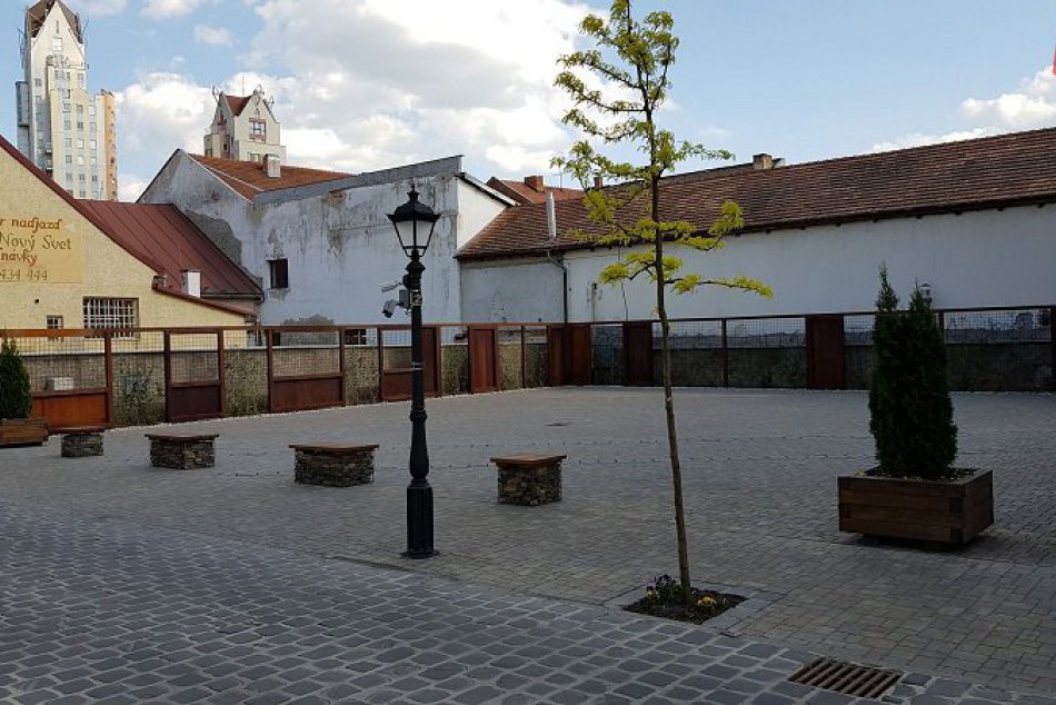 Radničné námestie v Lučenci