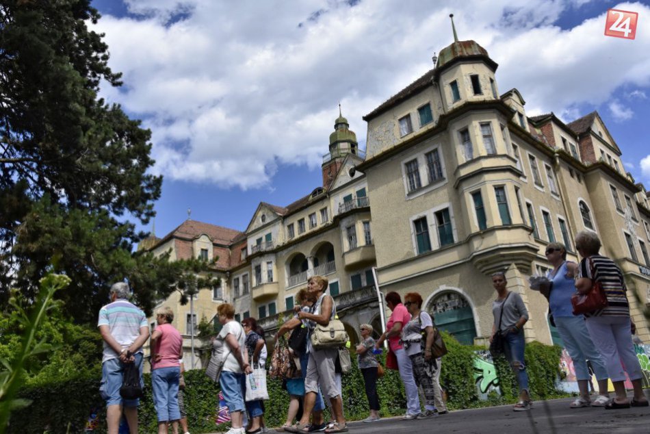 Bol luxusnou pýchou Piešťan: Slávny hotel Slovan tri desaťročia chátra, FOTO