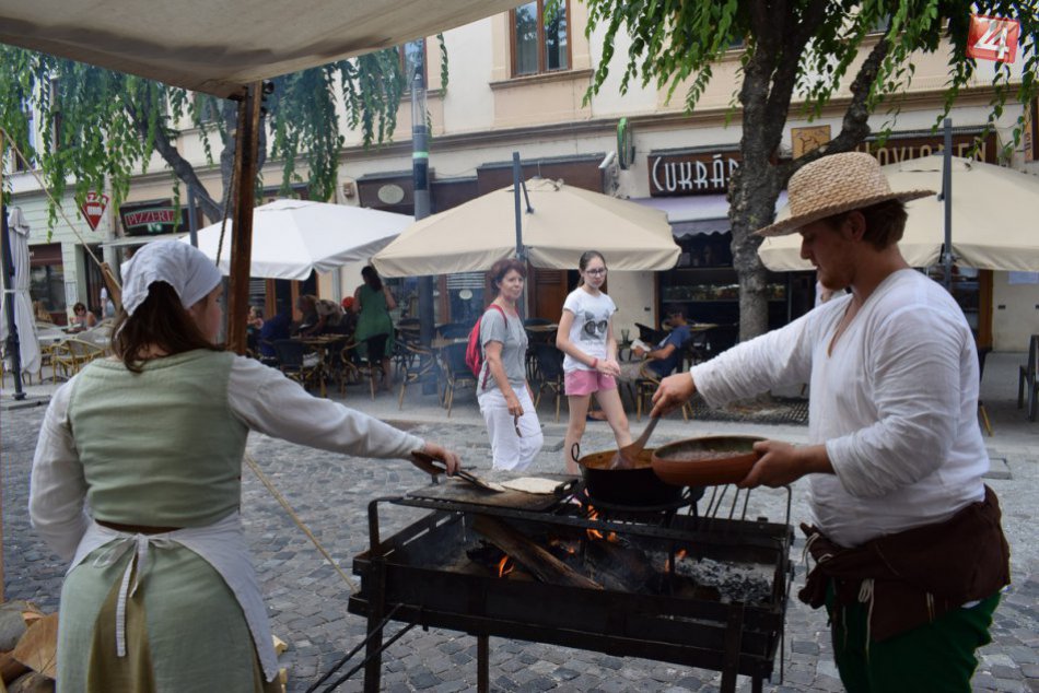 V obrazoch: Ukážky stredovej kuchyne OZ Cech Terra de Selinan