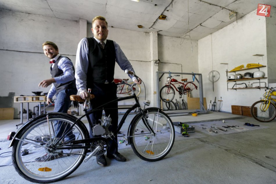 Bratia vyrábajú motobicykle, ich cieľom je elektromobil