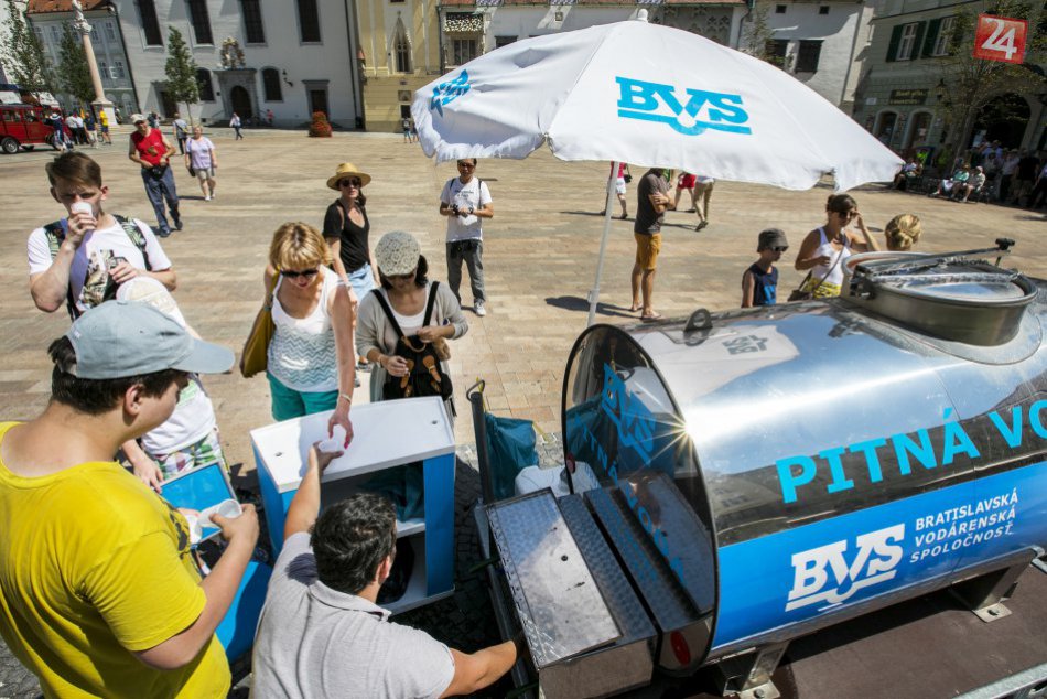 Bratislava bojuje s horúčavami