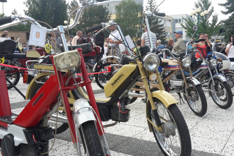 Považskobystrický motocykel na záberoch: Krása a dejiny nášho mesta v jednom
