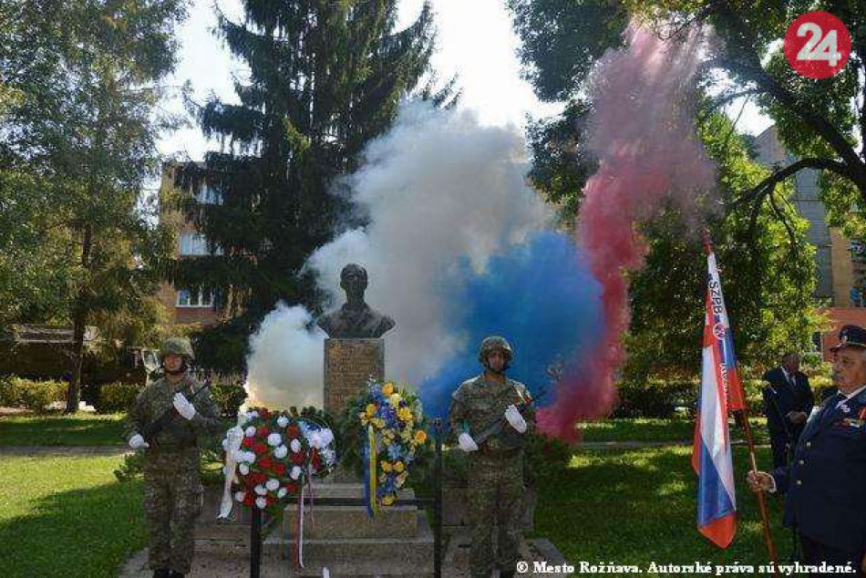 Obrazom: Rožňavčania si pripomenuli výročie Slovenského národného povstania