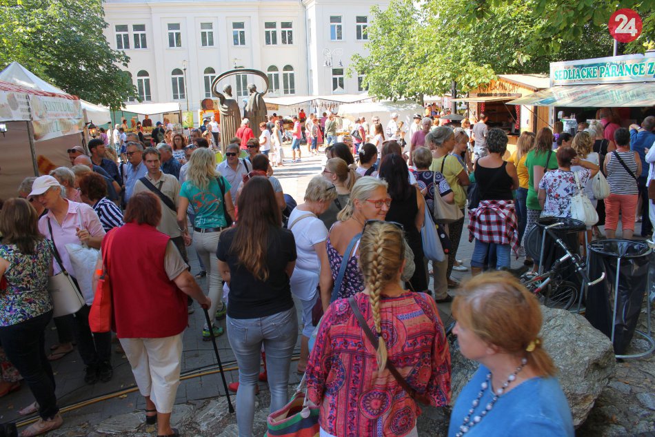 V OBRAZOCH: 361. Radvanský jarmok láka do bystrických ulíc