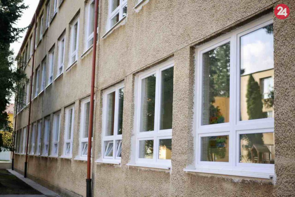 Nové okná na prešovskej škole: Pýši sa nimi ZŠ Československej armády