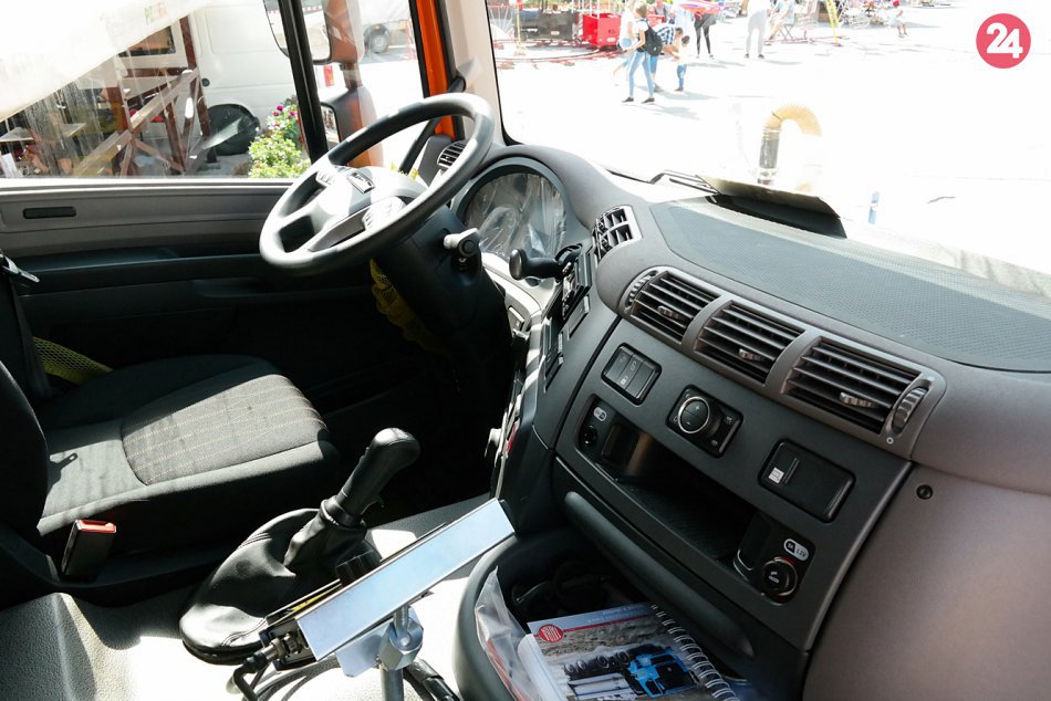 Obrazom: Mesto disponuje novým sypačom