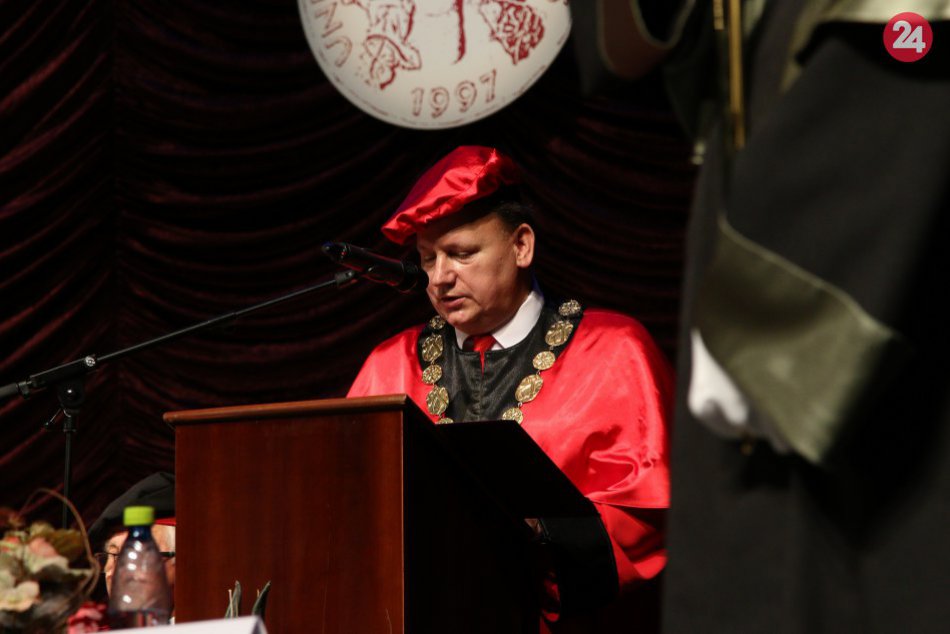 FOTO: Prešovská univerzita slávnostne odštartovala nový akademický rok