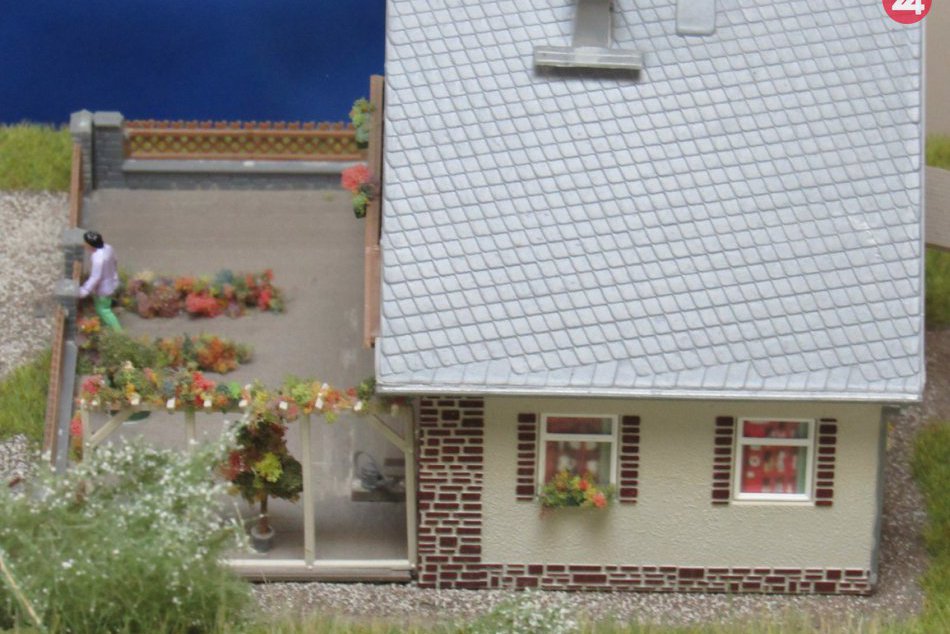 Paráda zachytená na FOTKÁCH: Na Sekčove boli k videniu modely vlakov i staníc