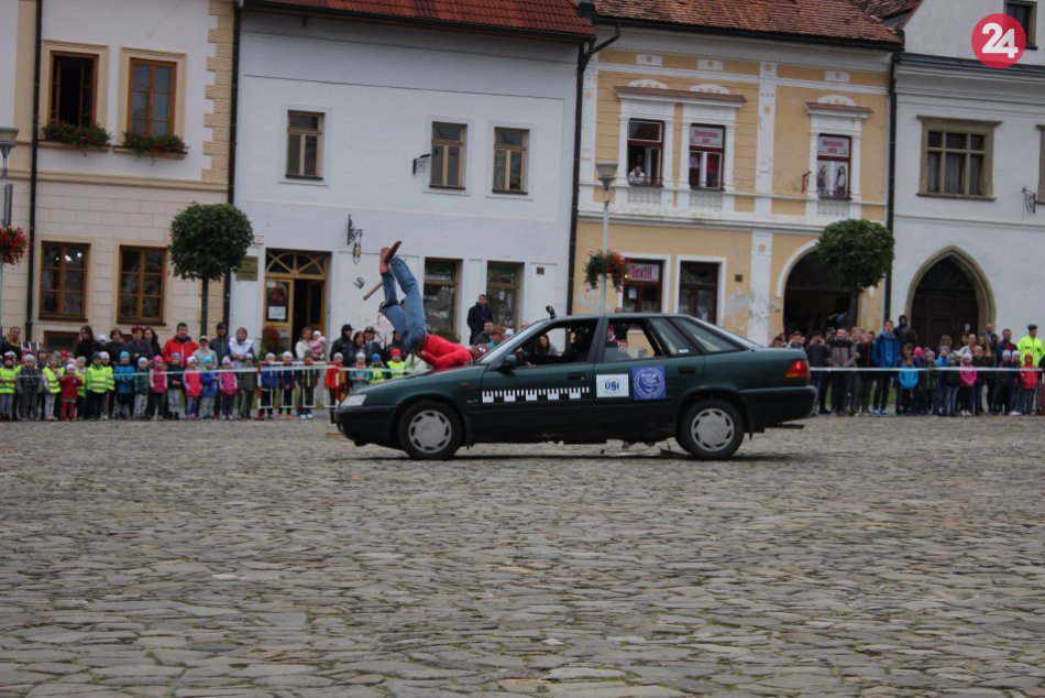 V OBRAZOCH: Záchranné zložky zasahovali na Radničnom námestí v Bardejove