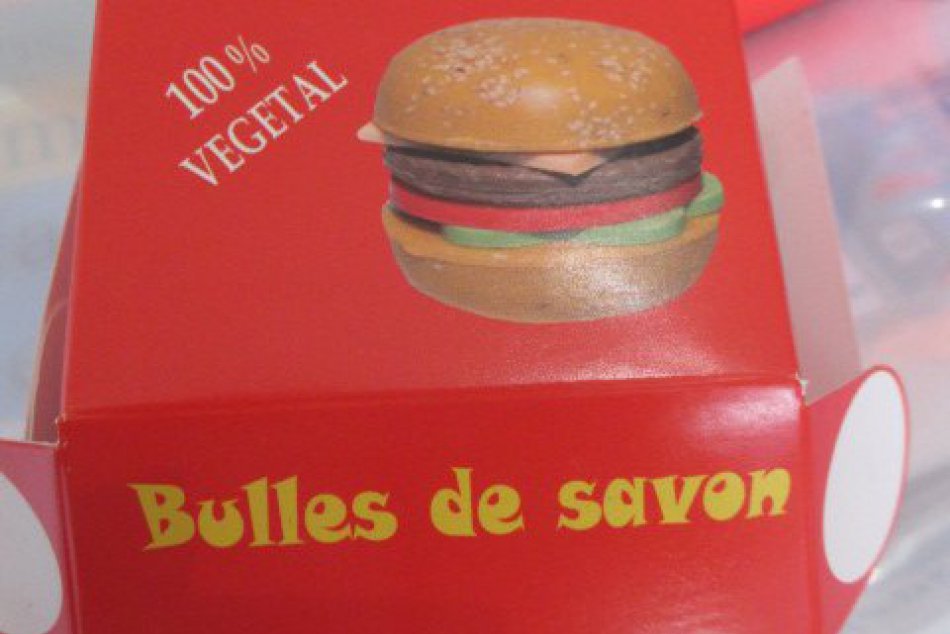 Varovanie odborníkov: Upozorňujú na farbu na vlasy a mydlo v tvare hamburgeru