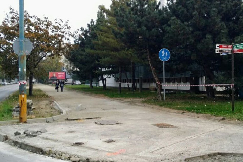 Opravy ciest a výstavba cyklotrasy na Námestí Hraničiarov a jeho okolí