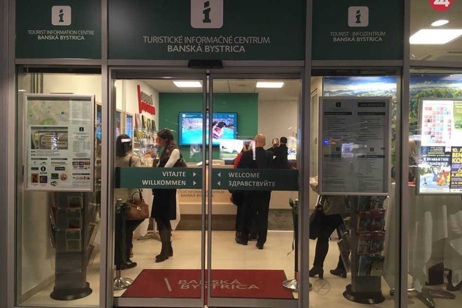 V OBRAZOCH: V Bystrici vzniklo nové centrum pre turistov