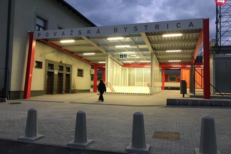 Novinky na považskobystrickej stanici, pribudli nielen informačné tabule