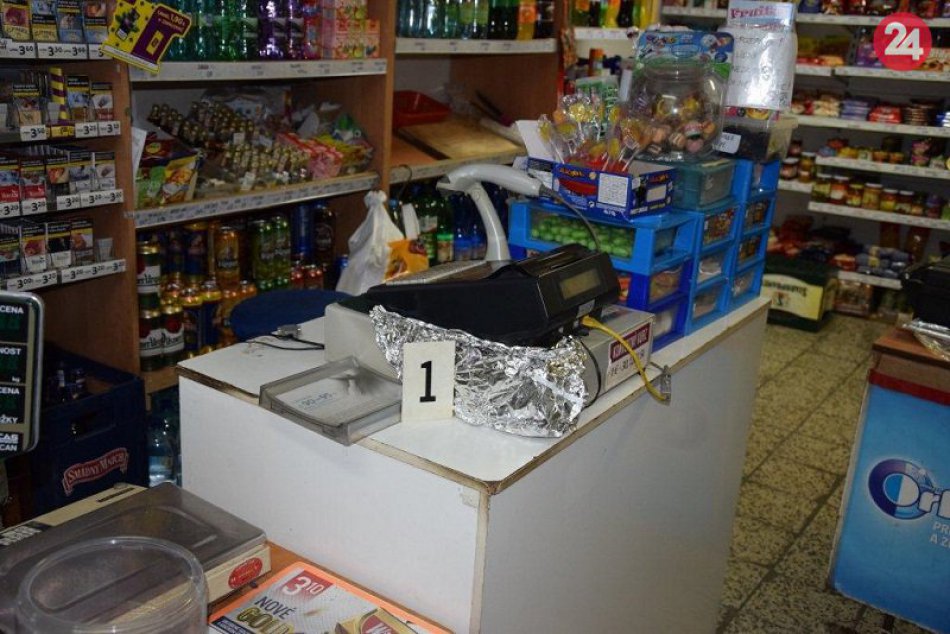 Lúpež vo večierke v Lučenci