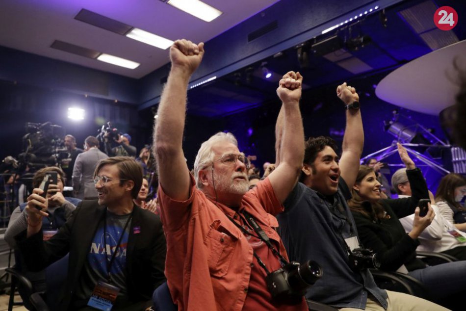 Americká sonda InSight pristála na povrchu Marsu