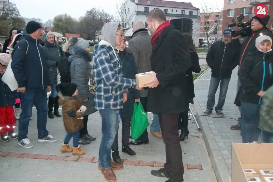 FOTO, Prvé nájomné byty v Šali slávnostne odovzdali: Obyvatelia sa môžu sťahovať