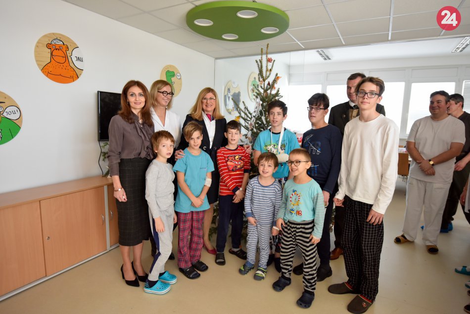 150 vianočných stromčekov nemocniciam