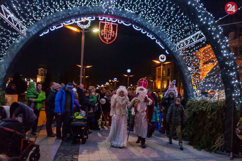 V OBRAZOCH: Zvolenský zábavný beh 50 Mikulášov