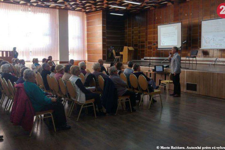 Obrazom: V Rožňave sa uskutočnil 3. ročník veľtrhu pre seniorov