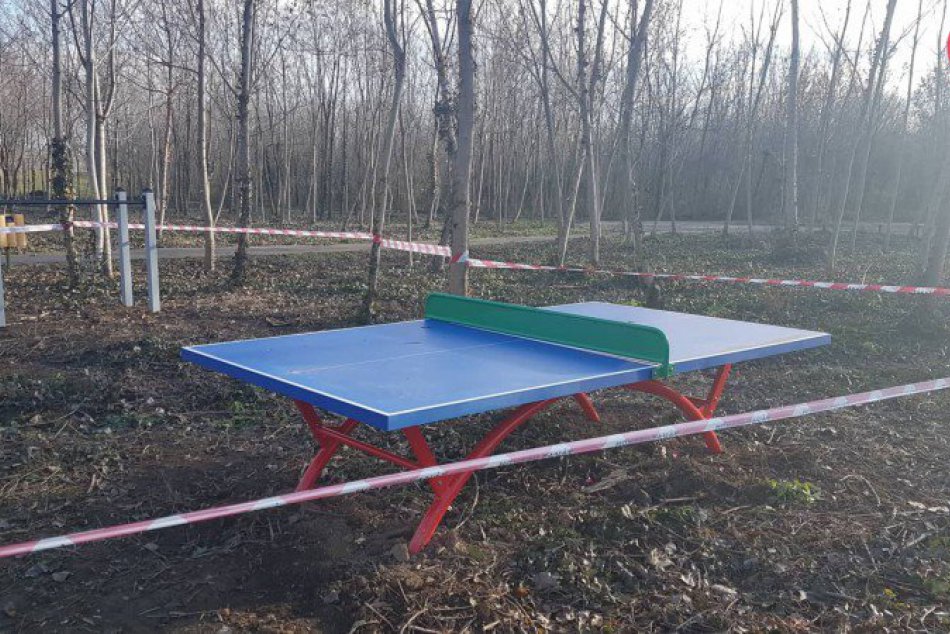 Šaliansky lesopark revitalizujú: Pribudli fitness prvky, FOTO