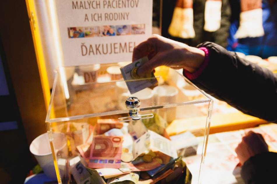 V OBRAZOCH: Nezabudnuteľná atmosféra Univerzitného punču