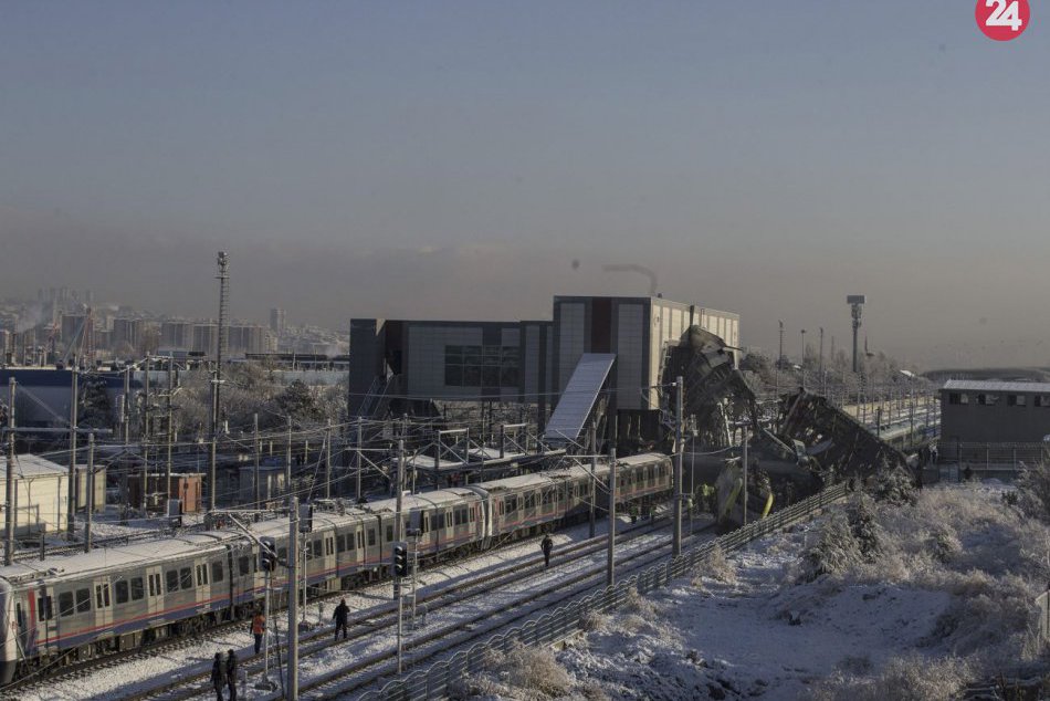 Havária rýchlovlaku v Turecku