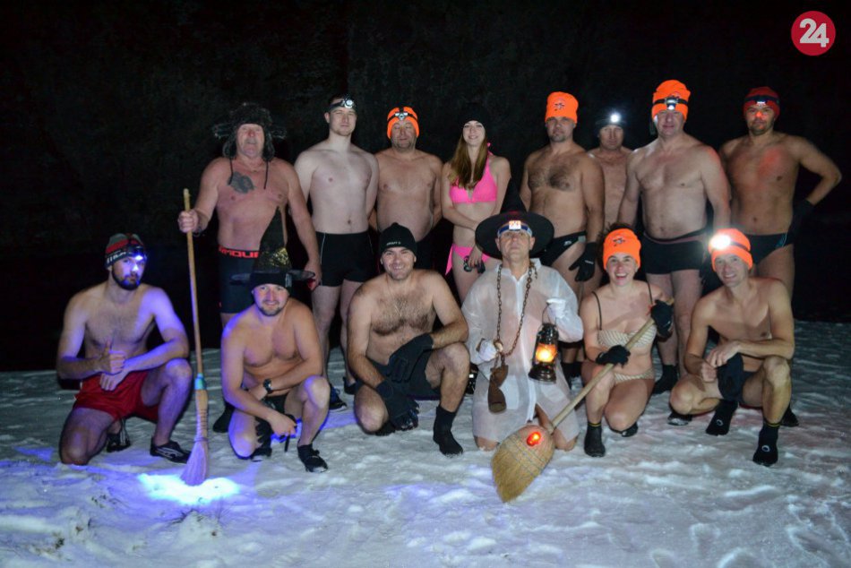 Pozrite si to: Otužilci zo Spiša vyháňali zlých duchov a bosorky