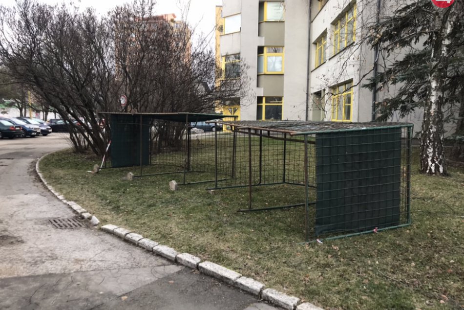 Uzamykateľné kontajnerovisko Západ