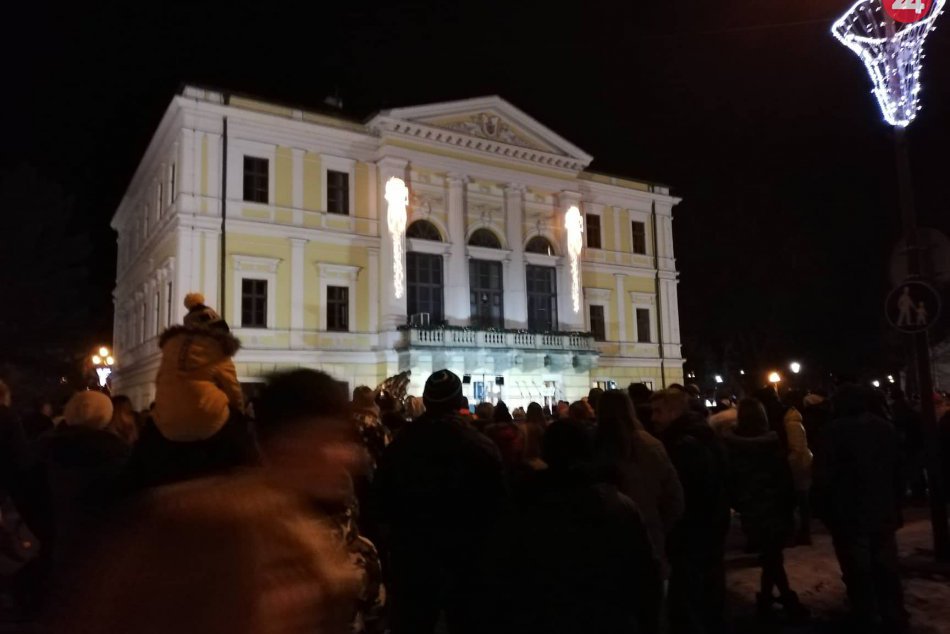 Vychutnajte si to na FOTKÁCH: Takto privítali rok 2019 v Spišskej Novej Vsi