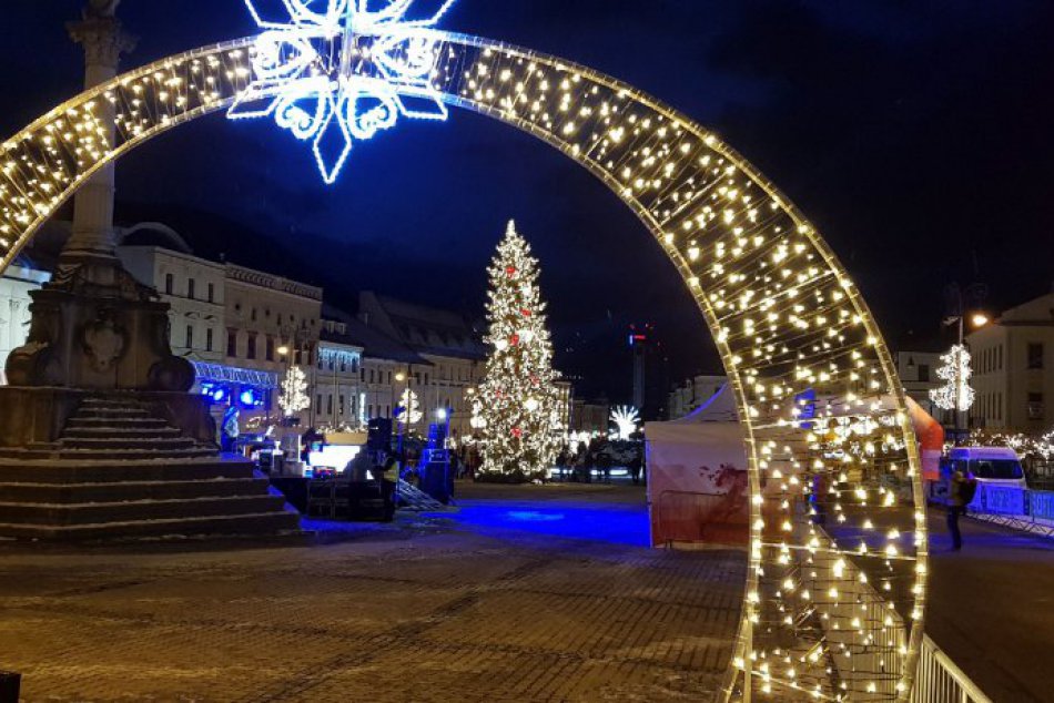 V OBRAZOCH: Softip Trojkráľový večerný beh 2019