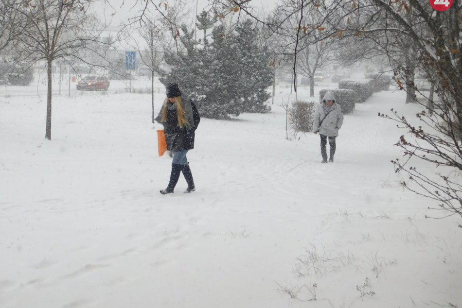 FOTO: Pozrite si známe trnavské miesta pod snehovou prikrývkou
