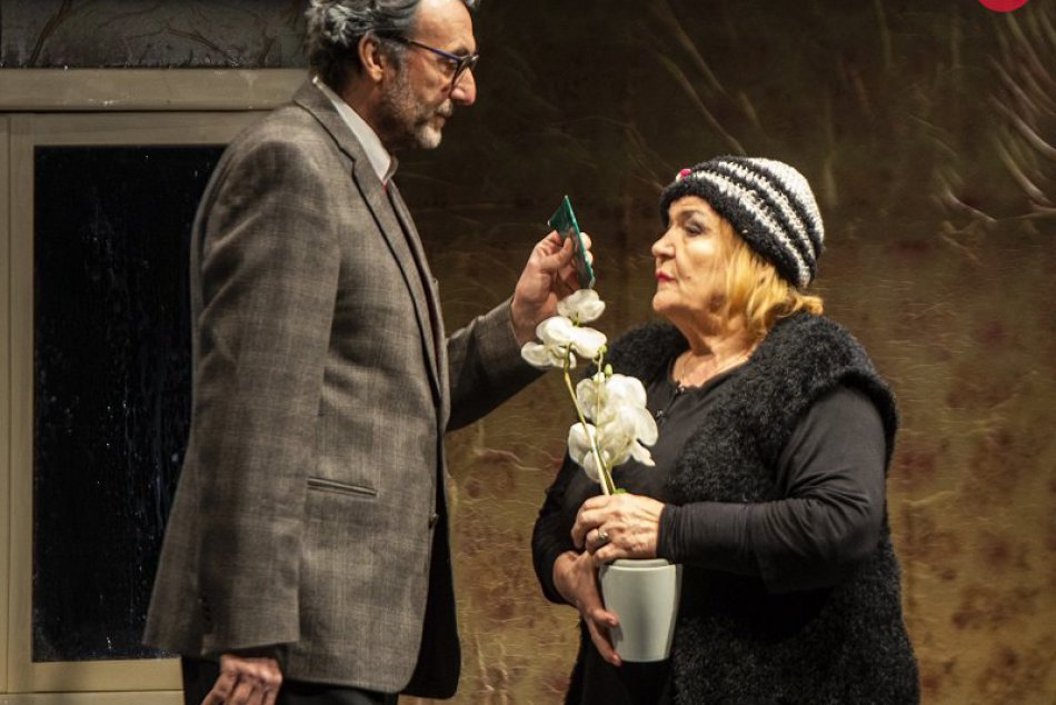 Čím rýchlejšie kráčam, tým som menšia, divadlo Astorka