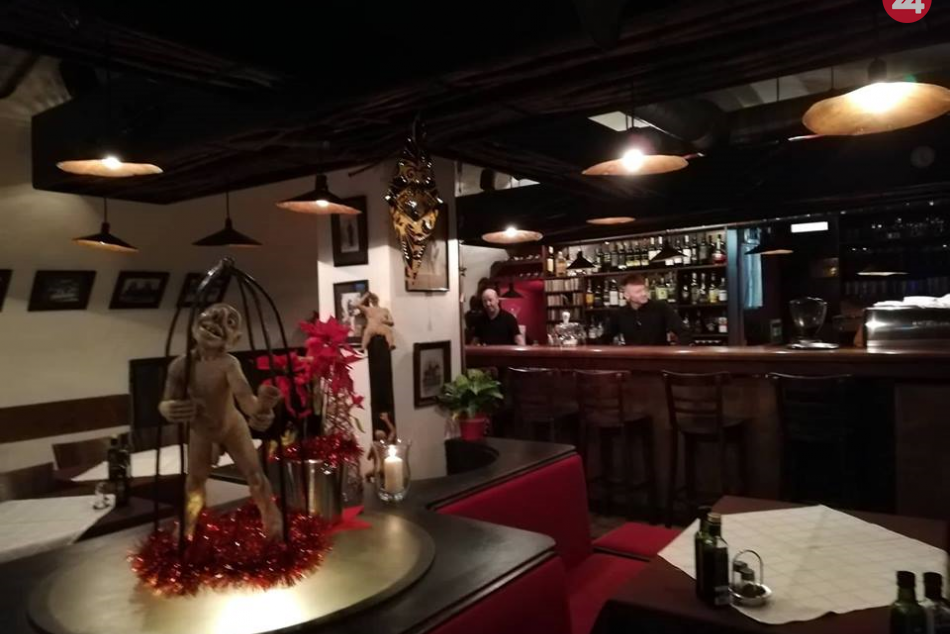 Prašná Bašta a Café Kút