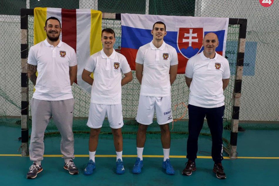 Naši mladí hádzanári v repre: Po sústredení odohrali duely v Bukurešti, FOTO