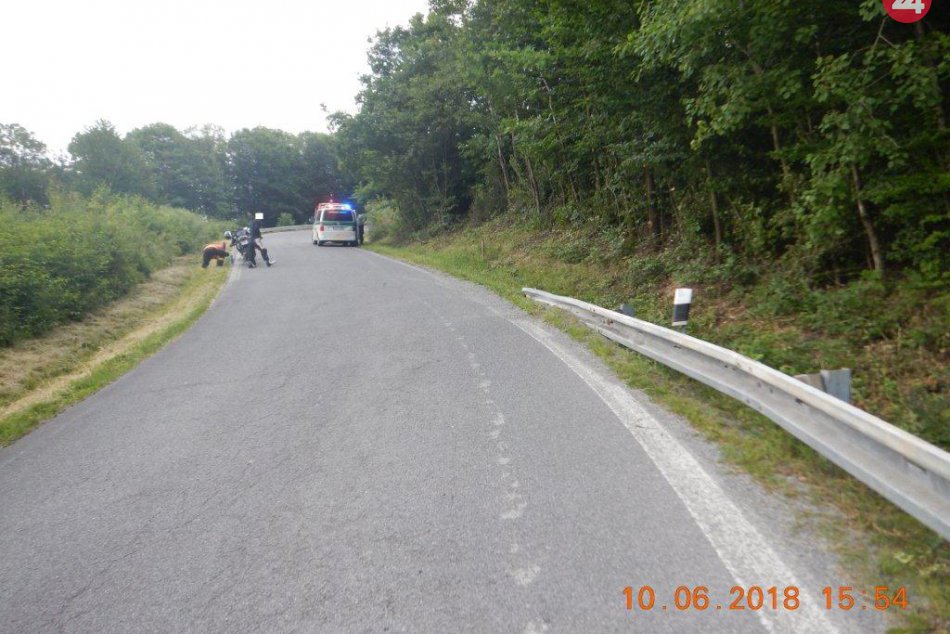 V OBRAZOCH: Polícia hľadá svedkov dopravnej nehody v katastri obce Ostrá Lúka