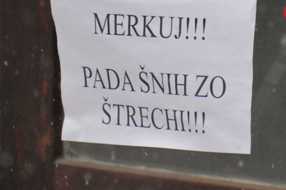 Snehové oznamy v Prešove: Niektoré z nich vás môžu dokonca aj pobaviť!