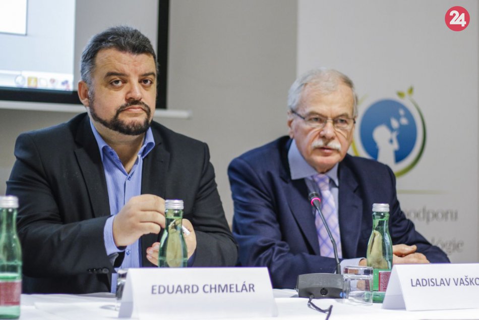 Eduard Chmelár