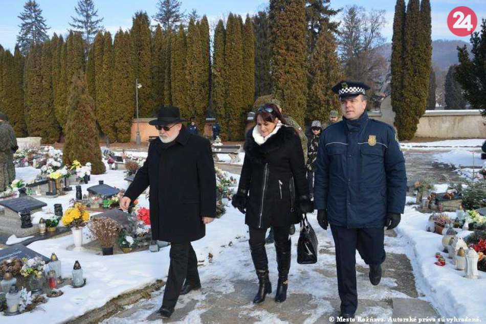 Obrazom: Uctili si pamiatku vojakov z Rožňavy