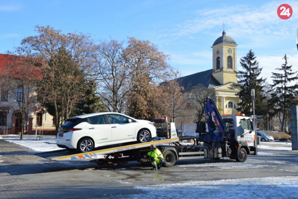 Šalianska radnica sa pýši novinkou: Úradníci pofrčia na elektromobile, FOTO