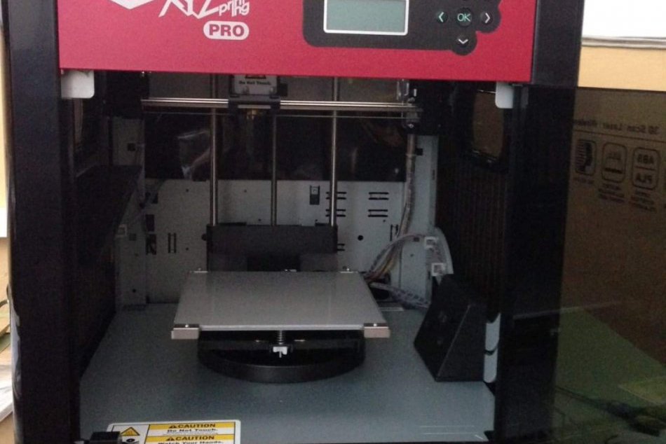 Michalovské gymnázium dostalo celý rad rôznych technologických kúskov